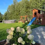 Pogodna Zagroda-dom Na Kaszubach & Strefa Nyaraló Sikorzyno