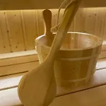 Pogodna Zagroda-dom Na Kaszubach & Strefa Nyaraló Sikorzyno