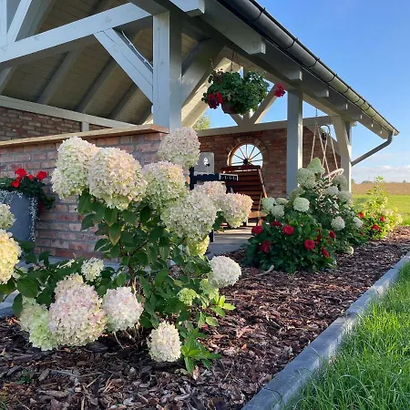 Pogodna Zagroda-dom Na Kaszubach & Strefa Sikorzyno