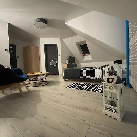 Pogodna Zagroda-dom Na Kaszubach & Strefa * Sikorzyno