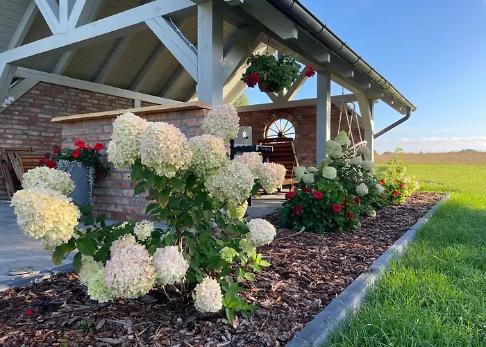 Pogodna Zagroda-dom Na Kaszubach & Strefa Sikorzyno