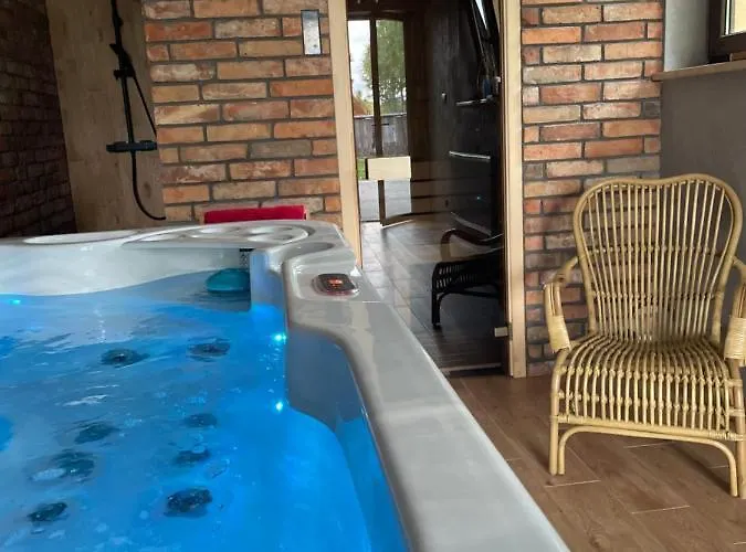 Pogodna Zagroda-dom Na Kaszubach & Strefa * Sikorzyno