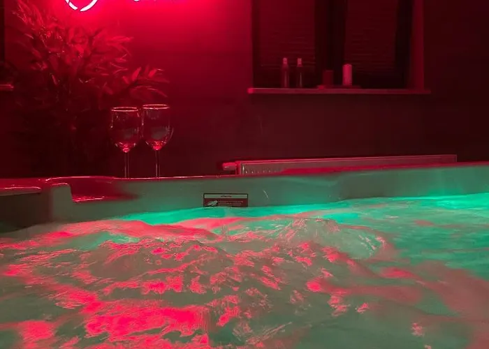 Pogodna Zagroda-dom Na Kaszubach & Strefa Sikorzyno